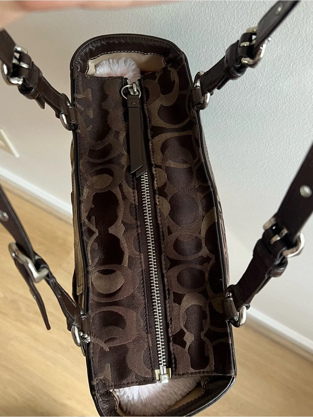 Coach Signature Brown Optic Signature Gallery Tote Shoulder Bag